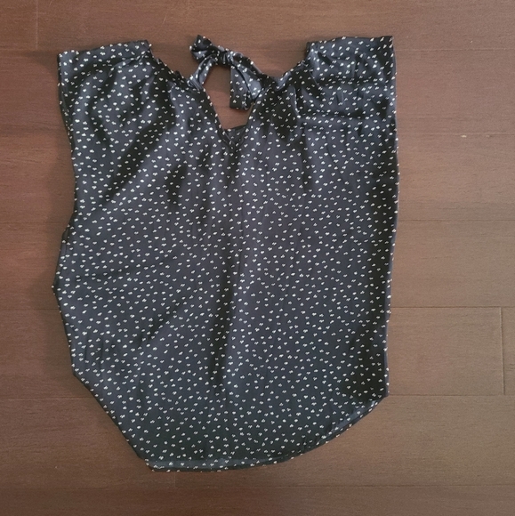 Lauren Conrad blouse - Picture 2 of 6